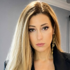 Anna K, Chicago