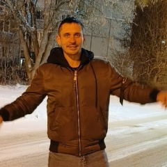 Макс Устинов, Москва