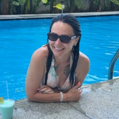 Кира Делинская, Санкт-Петербург