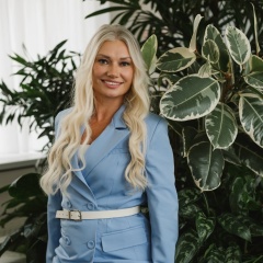 Татьяна Муратова, Санкт-Петербург