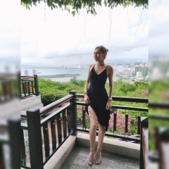 Азиза Идрисова, Алматы