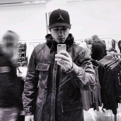 Dima Surugiu, 01.02, Paris