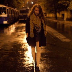 Тина Симакова, Москва