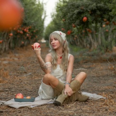 Евгения Мишуровская, 15.04