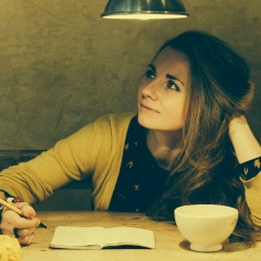 Олюшка Сидоренко, 03.08, Paris