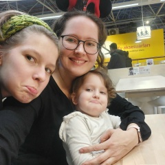 Екатерина Чанкая, 27.10, İzmir