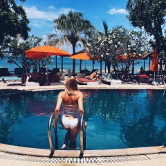 Алиса Х, Москва