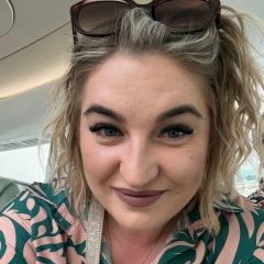 Елена Устинова, Москва