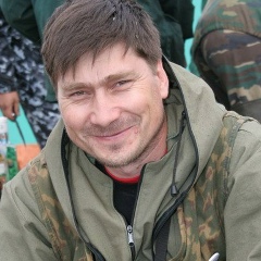 Роман Новиков