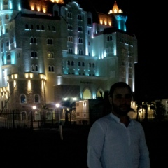 Роберт Оганнисян, Москва