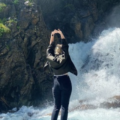 Аня Петрова, 09.02