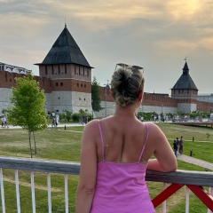Лена Рыжая, Москва
