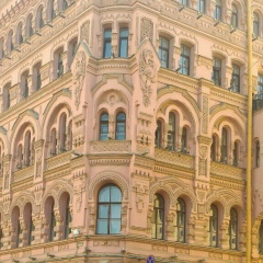 Ахрор Бек