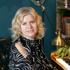 Оксана Меньшикова, 25.12, Курган