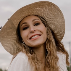 Татьяна Комолова, 01.12.1902, Санкт-Петербург