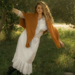 Алёна Хахова, 25.06.1995