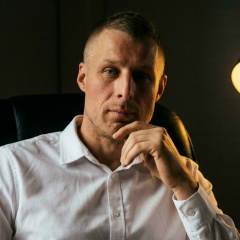 Станислав Каява, Санкт-Петербург