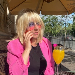 Кристина Кретова, Москва