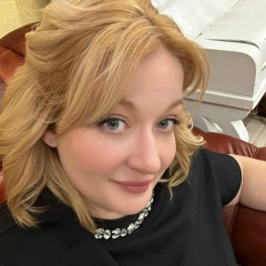 Маша Баженова, Москва