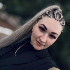 Ксения Полина, Фабричный