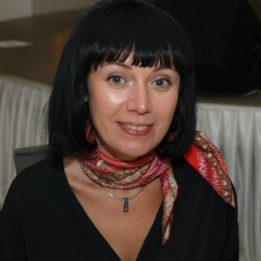 Елена Красноперова