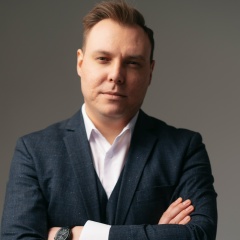 Евгений Лукин