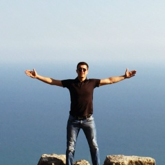 Армен Акопян, Москва