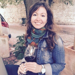 Аня Ликай, 05.05