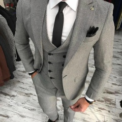 Муроджон Тожиев, 01.04, Warszawa