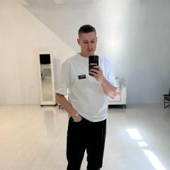 Александр Шерстнев