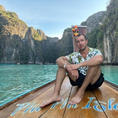 Максим Захаров