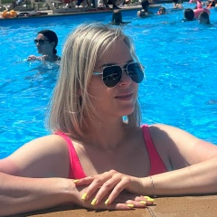 Надя Мартьянова, Санкт-Петербург