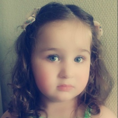 Fatima Kh, 27.04, Figeac