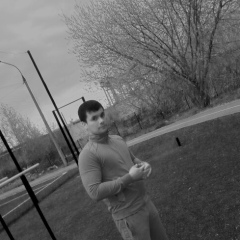 Жасур Алмотов