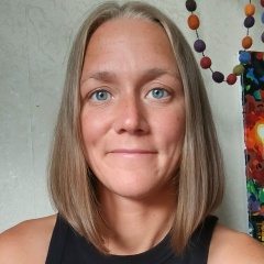 Женя Антонова, Санкт-Петербург