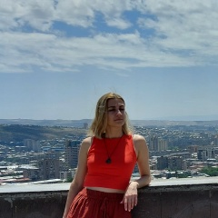 Анастасия Симакова, Москва