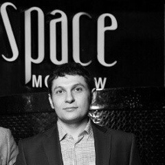 Ара Алексанян, Franceville