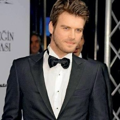 Кыванч Татльiтуг, 27.10.1983, İstanbul