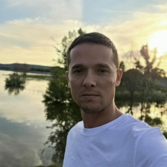 Виталий Глухов