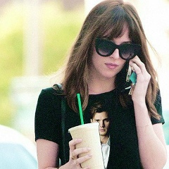 Anastasia Steele, 21.04.2000
