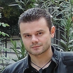 Михаил Арутюнян