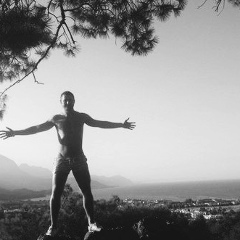 Ваня Logunov, Москва