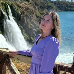 Надя Усачева, Москва