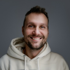 Александр Яковлев