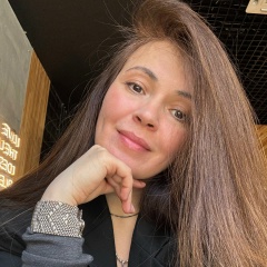 Юлия Каирбекова, Санкт-Петербург