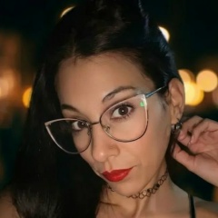 Aylin Ayvaci, 01.02, İzmir