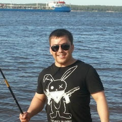 Максим Иванов