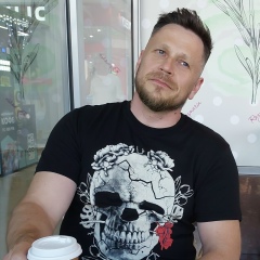 Николай Котов