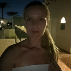 Юлия Теплинская, Санкт-Петербург