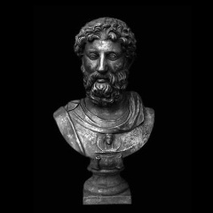 Логин Логинов, Москва